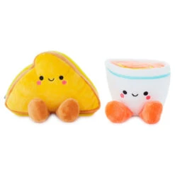 Hallmark Better Together Tomato Soup And Grilled Cheese Magnetic Plush, 5" -Hallmark Tomato Soup and Grilled Cheese Magnetic Plush 1KID2089 03